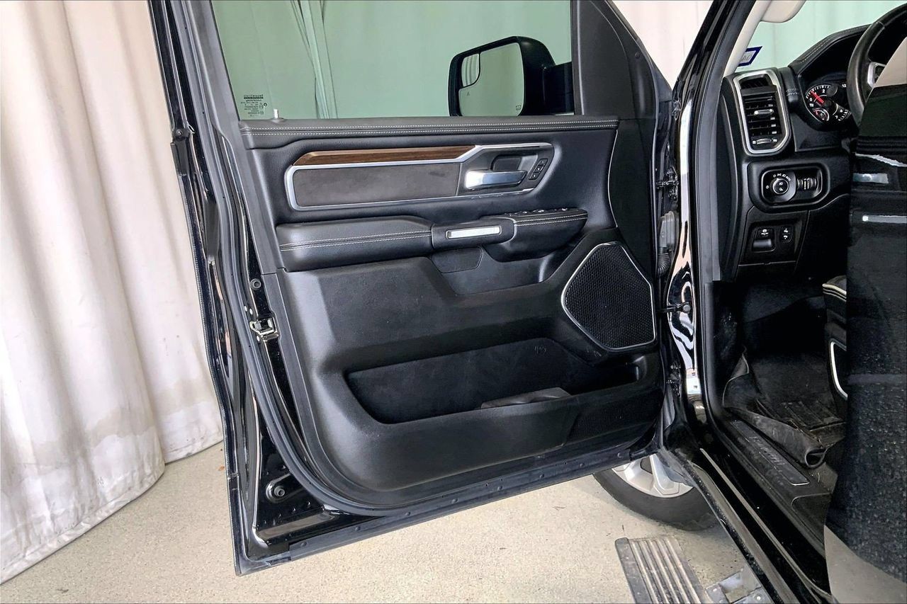 Used 2022 RAM 1500 Laramie w/ Laramie Southwest Edition RWD image 21