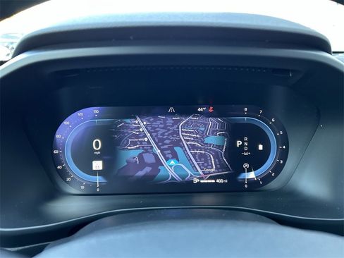 Certified 2023 Volvo XC40 B5 Plus w/ Protection Package Premier image 19