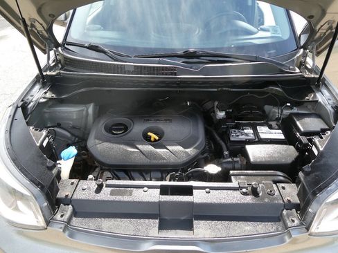Used 2019 Kia Soul + FWD image 32