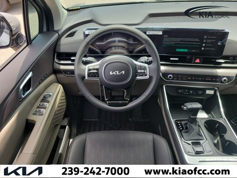 New 2026 Kia Carnival EX FWD image 16