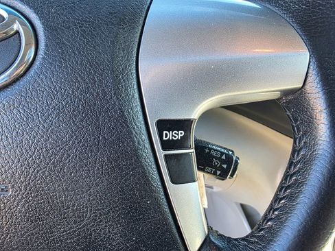 Used 2013 Toyota Highlander SE image 14