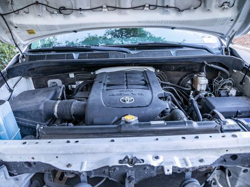 Used 2012 Toyota Tundra 2WD Double Cab image 36