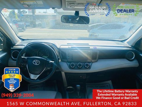 Used 2015 Toyota RAV4 LE FWD image 28