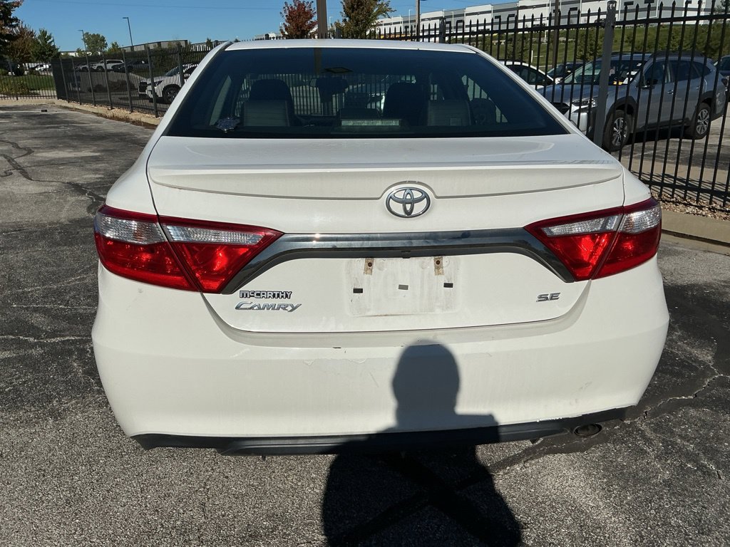 Used 2017 Toyota Camry SE FWD image 8