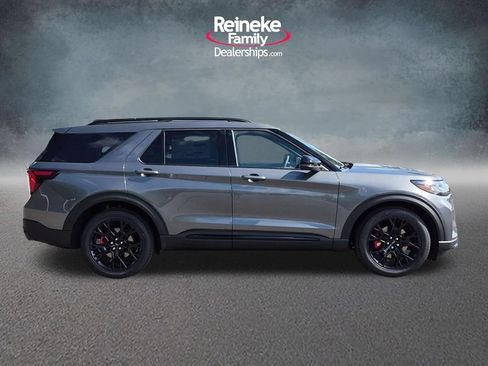 New 2027 Ford Explorer ST AWD/4WD image 4