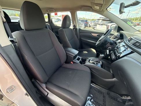 Used 2018 Nissan Rogue Sport S AWD/4WD image 23