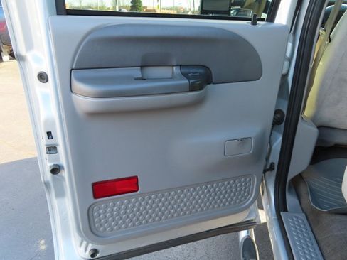 Used 2001 Ford F250 XLT image 39