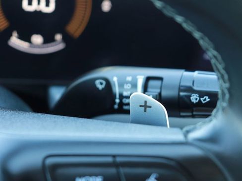 Used 2025 Hyundai Sonata SEL image 23