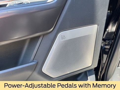 New 2026 Ford F150 Lariat w/ Equipment Group 502A High AWD/4WD image 16