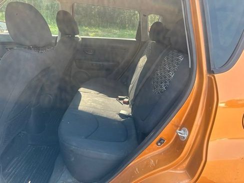 Used 2011 Kia Soul + FWD image 13