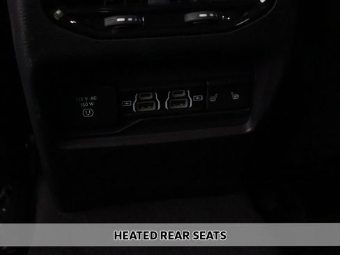 Used 2022 Jeep Grand Cherokee Limited image 10