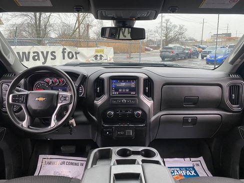 Used 2023 Chevrolet Silverado 2500 Custom w/ Gooseneck/5TH Wheel Package image 19