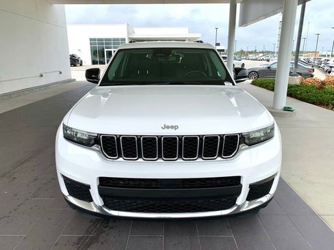 Used 2022 Jeep Grand Cherokee L Limited image 2