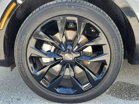Certified 2022 Kia Sorento SX FWD image 5