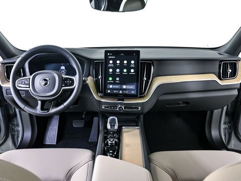 New 2026 Volvo XC60 B5 Plus w/ Protection Package Premier AWD/4WD image 17