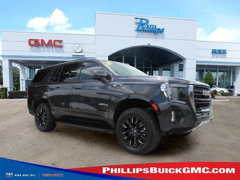 Used 2024 GMC Yukon AT4 w/ Technology Package AWD/4WD image 1