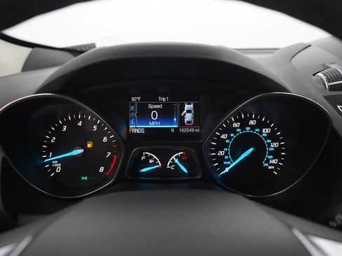 Used 2015 Ford Escape Titanium w/ Equipment Group 301A AWD/4WD image 30