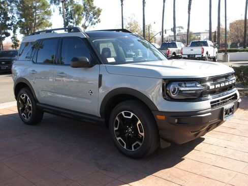 Certified 2023 Ford Bronco Sport Outer Banks w/ Tech Package image 6