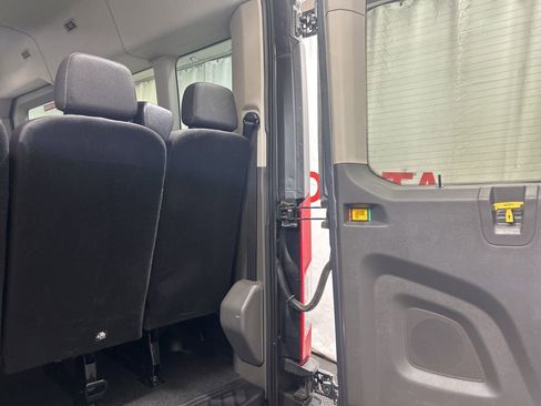 Used 2023 Ford Transit 350 XLT image 25