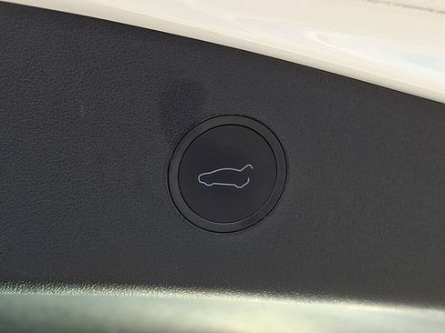 Used 2023 Tesla Model 3 Standard Range RWD image 37