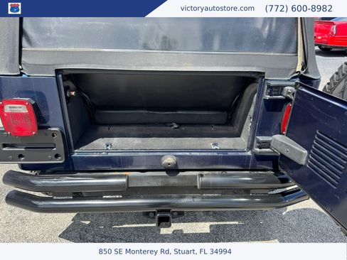 Used 2005 Jeep Wrangler X AWD/4WD image 14