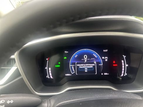 Used 2025 Toyota Corolla XLE FWD image 6
