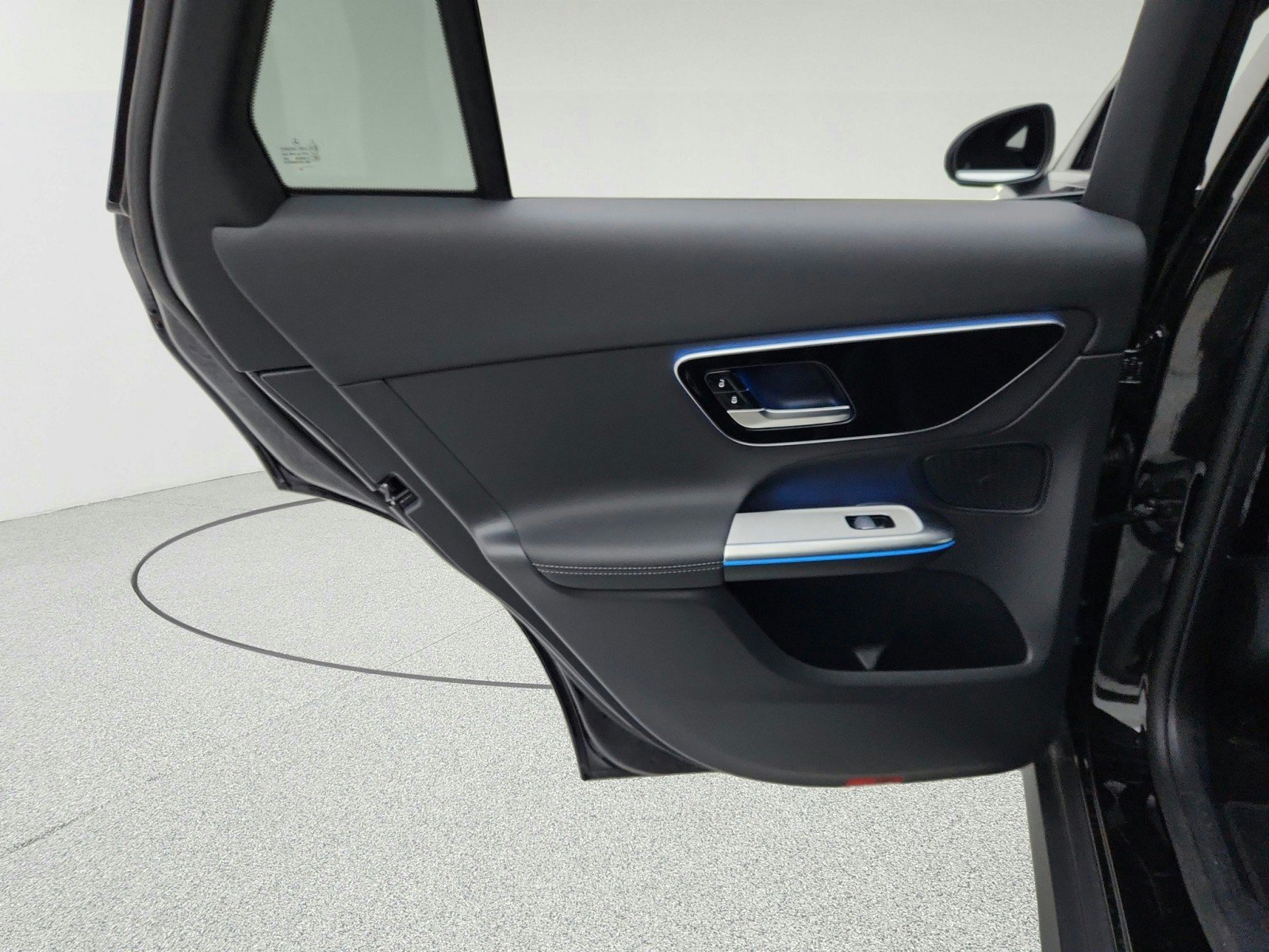 Certified 2025 Mercedes-Benz GLC 300 4MATIC image 26