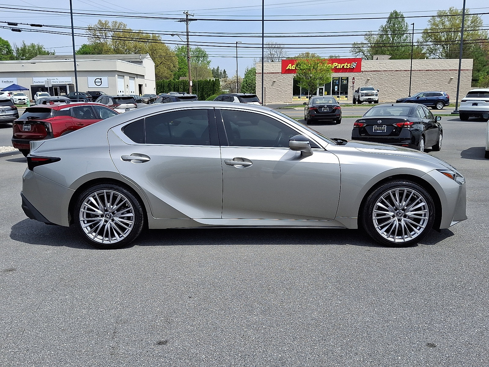 Used 2022 Lexus IS 300 AWD w/ Premium Package image 8