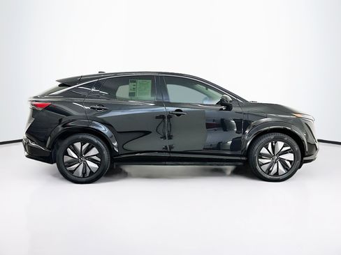 Used 2024 Nissan Ariya AWD image 10