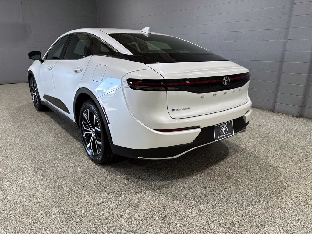 Certified 2026 Toyota Crown AWD/4WD image 7