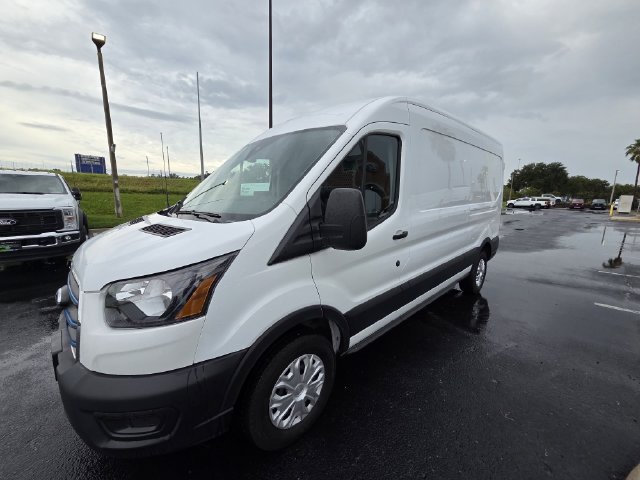 Used 2023 Ford E-Transit Medium Roof RWD image 9