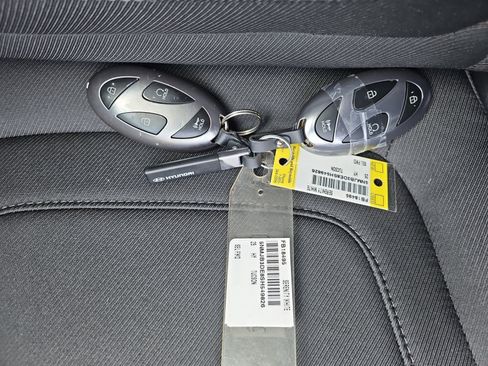 Used 2025 Hyundai Tucson SEL FWD image 21