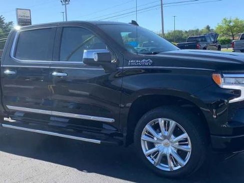 Certified 2023 Chevrolet Silverado 1500 High Country w/ High Country Premium Package AWD/4WD image 2