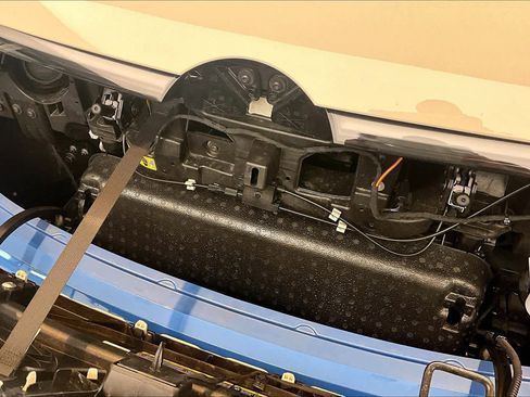 Used 2025 Volkswagen ID. Buzz 1st Edition image 29