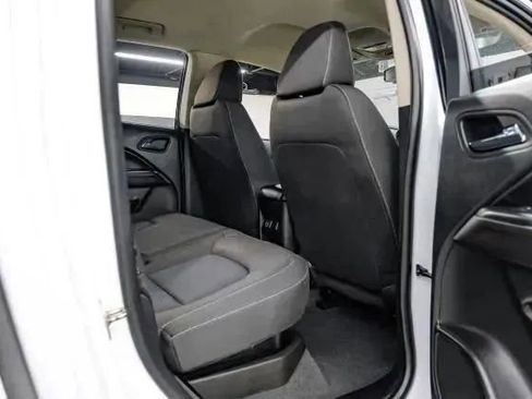 Used 2022 Chevrolet Colorado LT w/ LT Convenience Package image 43