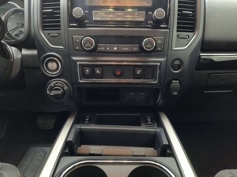 Used 2023 Nissan Titan SV w/ SV Convenience Package AWD/4WD image 16