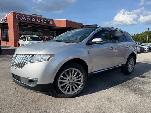 Used 2014 Lincoln MKX FWD w/ Equipment Group 102A image 1