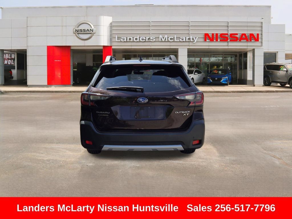 Used 2023 Subaru Outback Limited XT AWD/4WD image 5