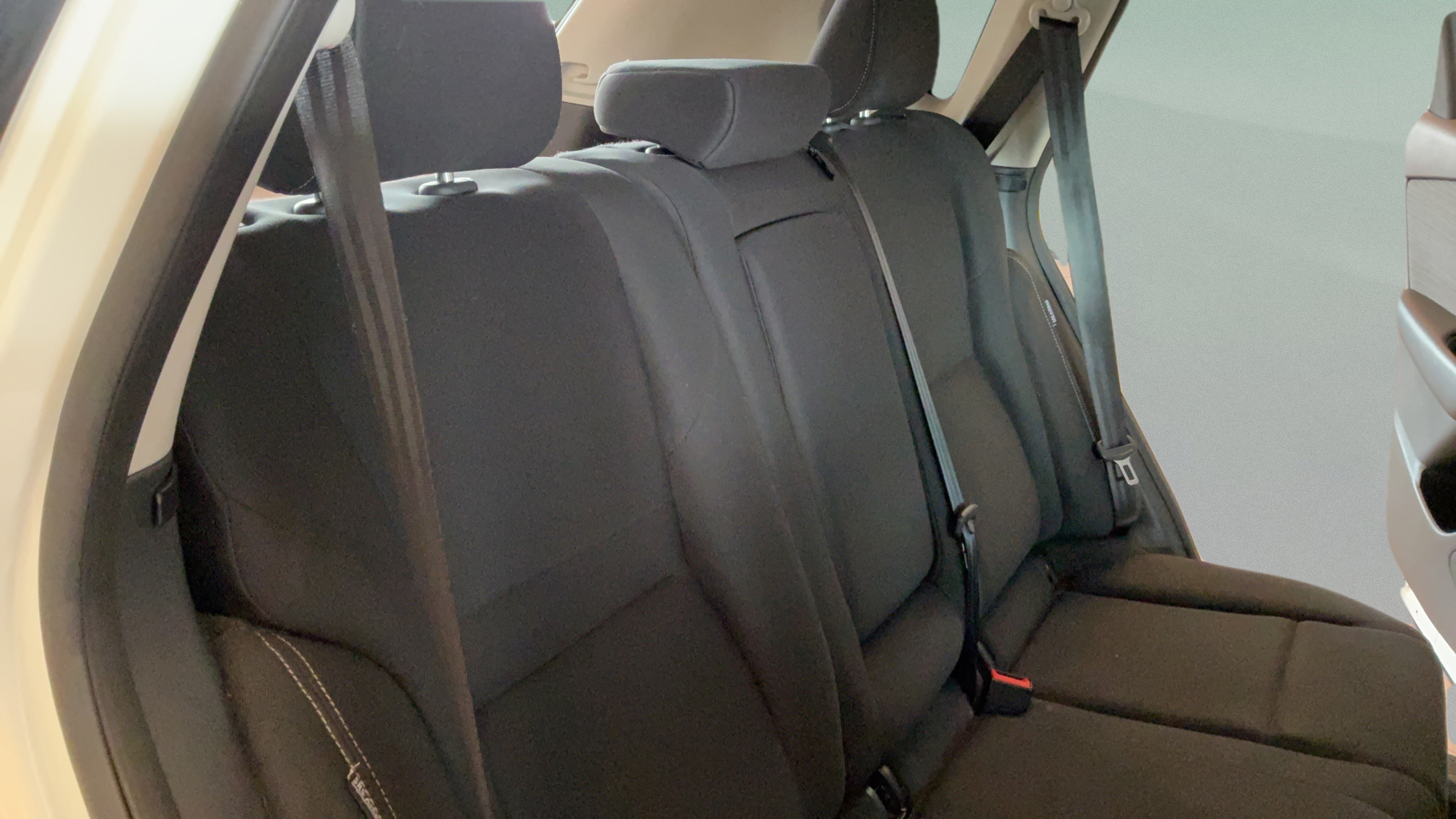 Used 2023 Nissan Rogue S AWD/4WD image 31