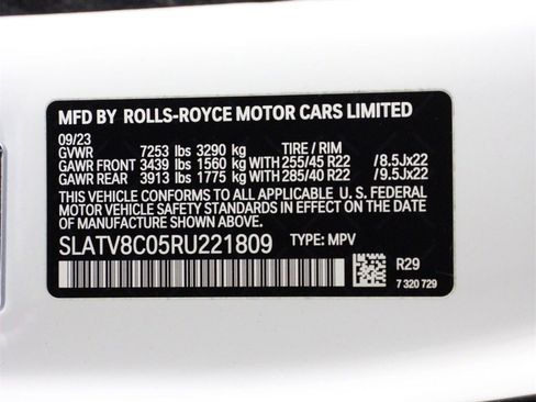 Certified 2024 Rolls-Royce Cullinan Black Badge image 19