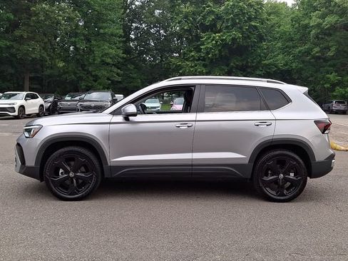 Certified 2025 Volkswagen Taos SEL w/ Black Wheel Plus Package AWD/4WD image 6