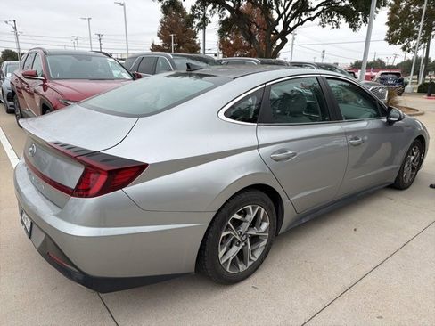 Used 2020 Hyundai Sonata SEL w/ Convenience Package image 3