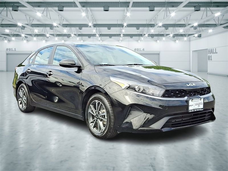 Certified 2023 Kia Forte LXS w/ LXS Technology Package image 1