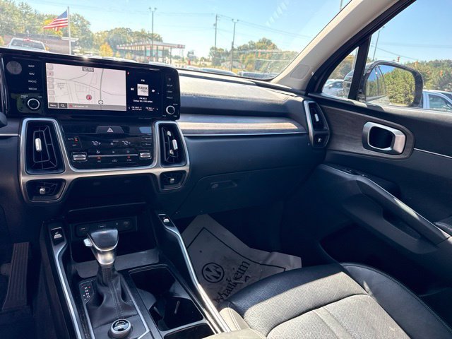 Used 2023 Kia Sorento EX w/ Panoramic Sunroof Package FWD image 27