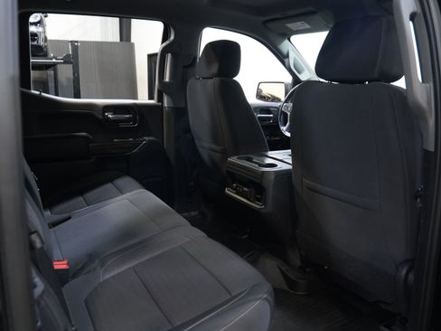 Used 2021 Chevrolet Silverado 1500 LT Trail Boss w/ Convenience Package II image 38