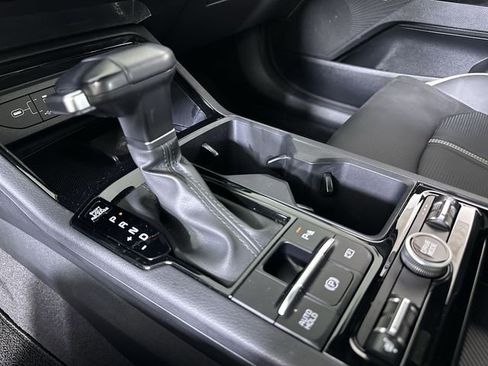Used 2025 Kia K5 GT-Line w/ GT-Line Premium Package FWD image 16