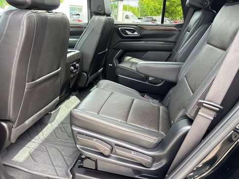 Used 2024 Chevrolet Tahoe High Country AWD/4WD image 14