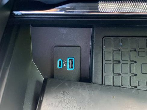 Used 2024 Ford F150 Raptor AWD/4WD image 25