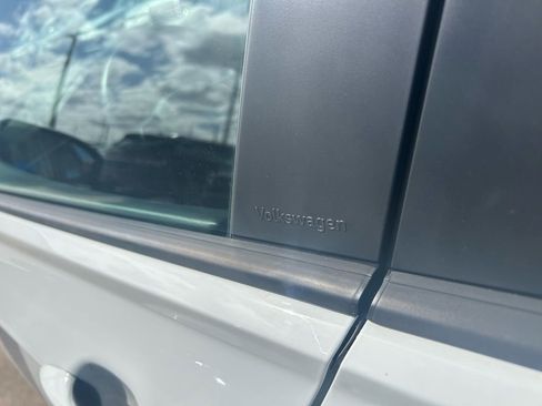 Certified 2025 Volkswagen Jetta GLI Autobahn image 30