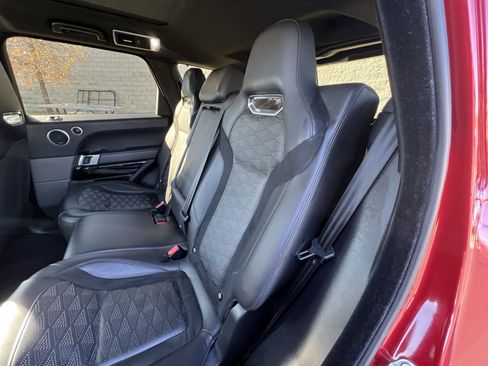 Used 2020 Land Rover Range Rover Sport SVR image 31